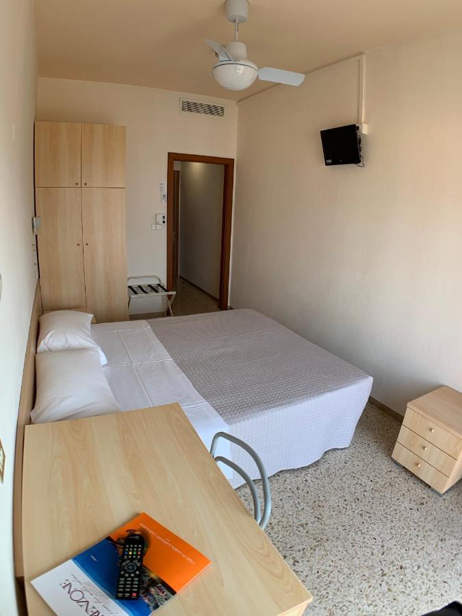 Hotel Sorriso Brenzone sul Garda Dış mekan fotoğraf
