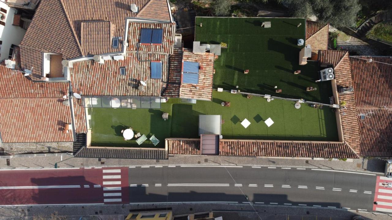 Hotel Sorriso Brenzone sul Garda Dış mekan fotoğraf