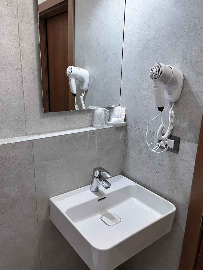 Hotel Sorriso Brenzone sul Garda Dış mekan fotoğraf