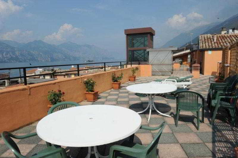 Hotel Sorriso Brenzone sul Garda Dış mekan fotoğraf